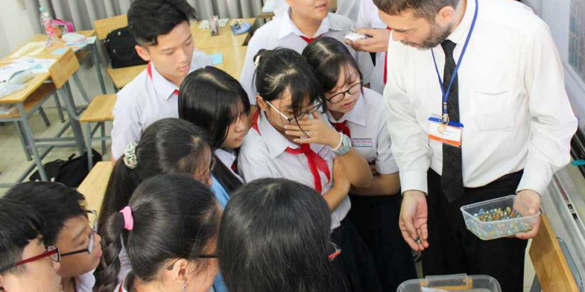 Teaching Opportunities in Vietnam: Your Calling Beckons