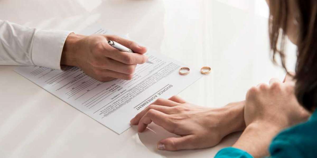 Exploring Key Aspects of New York Divorce Law: Adultery and Alimony