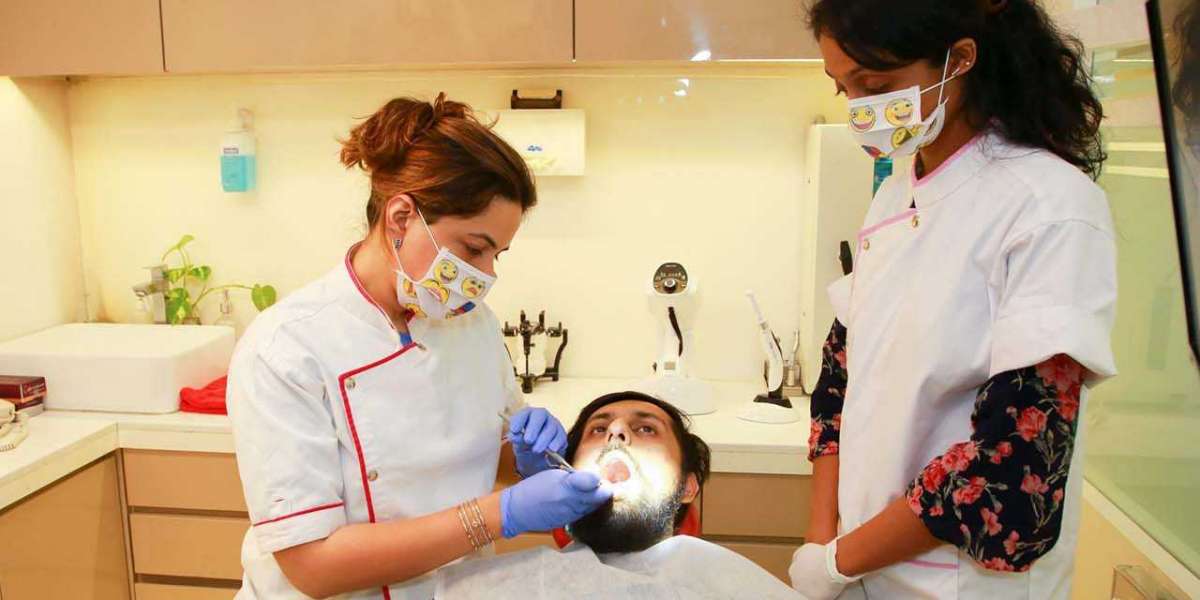 Best Team of Dentist At Aesthetic Smiles India Dental Clinic