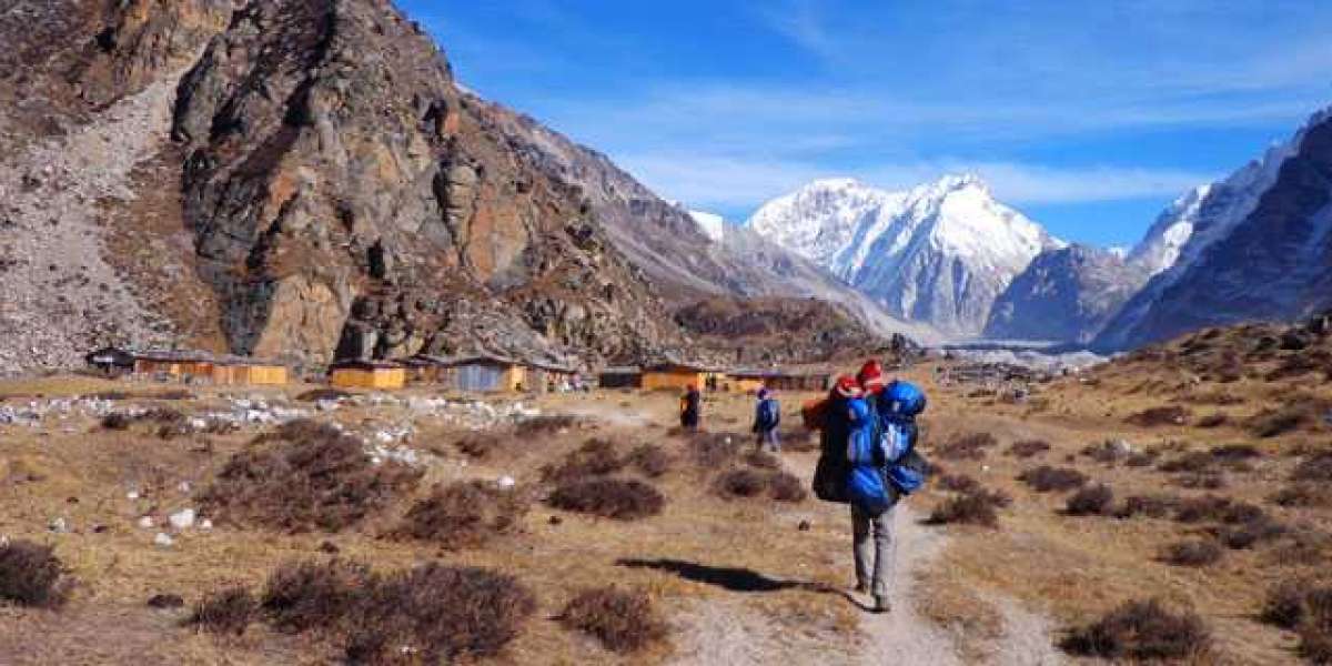 Kanchenjunga Trekking - 22 Days