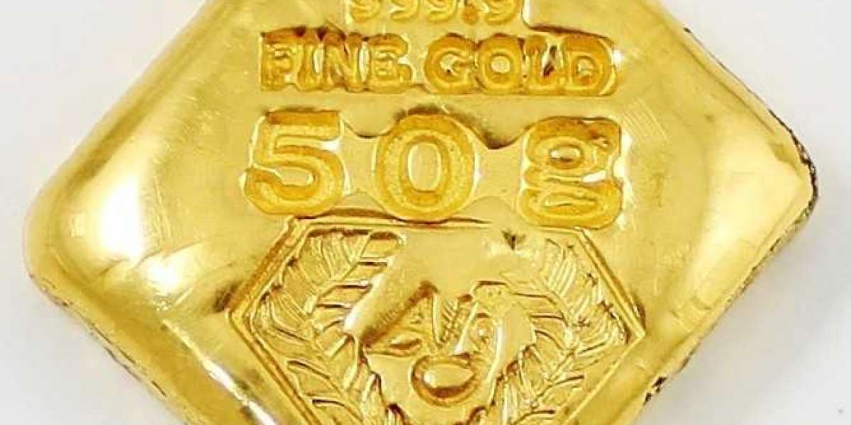 The Golden Middle: Exploring the Value of 50g Gold Bars in Investment Portfolios