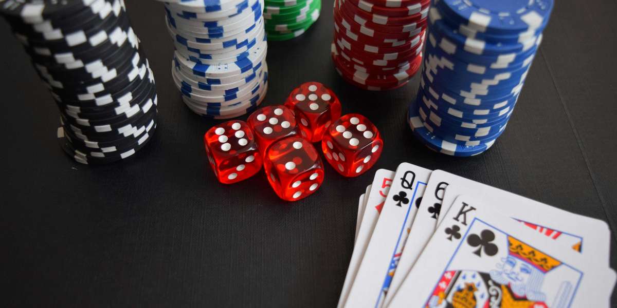 10 Winning Poker Strategies: Poker Tips and Tricks