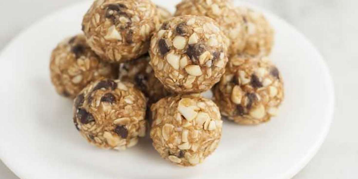 Energy Balls: The Ultimate Snack for Health-Conscious Consumers