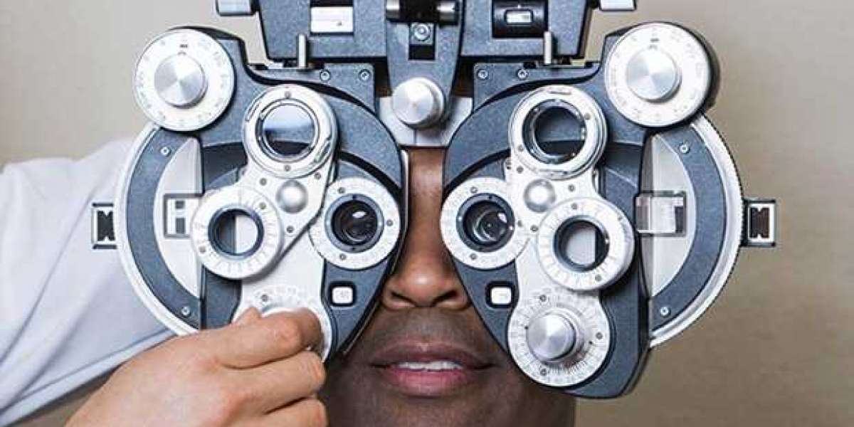 What is the Salary of a Doctor of Optometry in Pakistan?