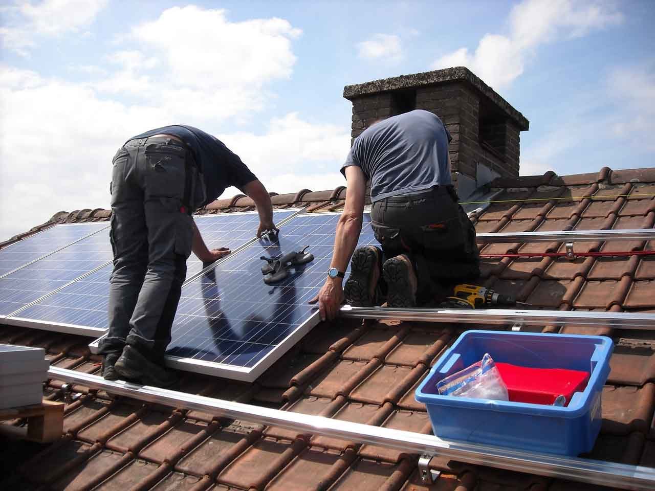 Solar Roof Tiles in California: A Game Changer for Clean Energy - Trangran