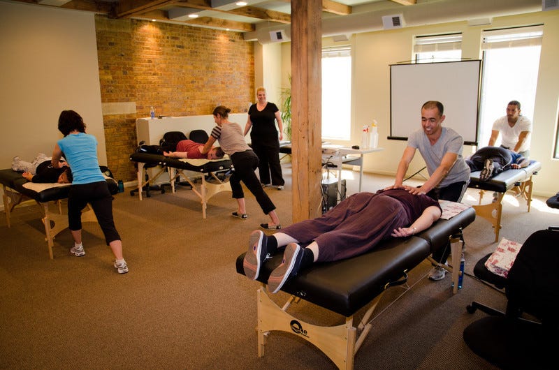 Finding The Best Massage Schools in the Chicago Area | by Newschoolmassage | Oct, 2024 | Medium