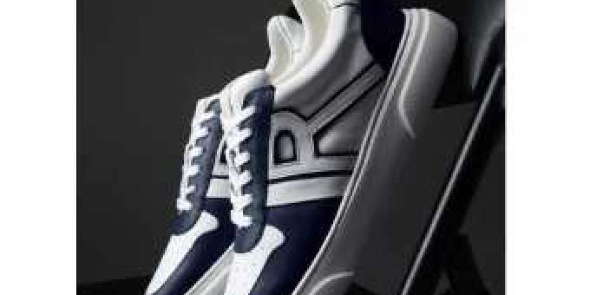 Discover Rare Rabbit’s Premium Sneakers Collection: International Designs for Fashion-Forward Men and Women