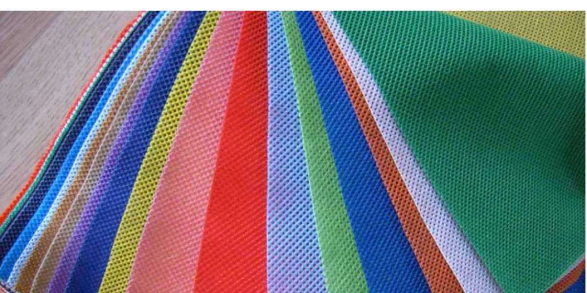 A Comprehensive Guide to PP Spunbond Nonwoven Fabric: Features, Applications, and FAQs