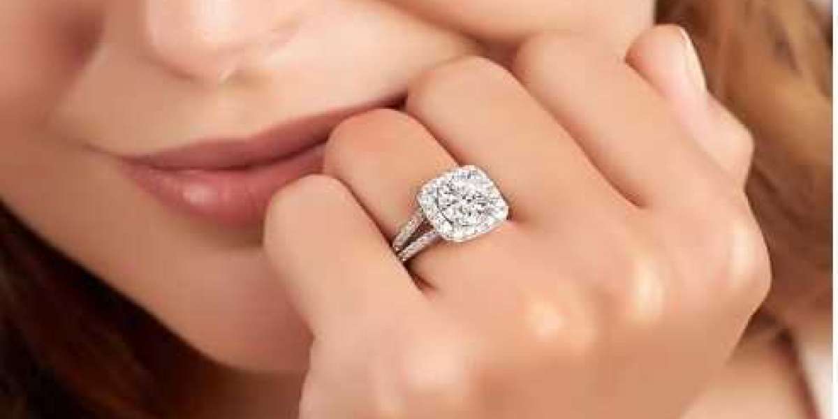 Best Jewelry Stores in San Diego for Valentine’s Day Gifts