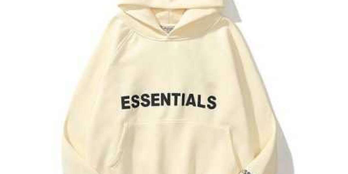 Essentials Hoodie: The Ultimate Blend of Style and Comfort