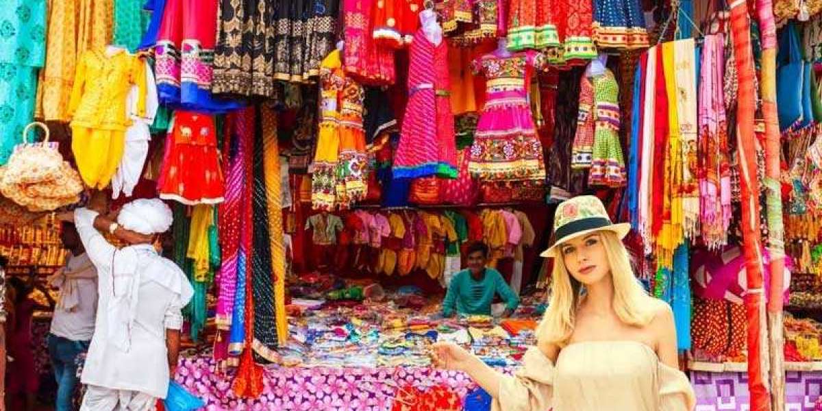 Johari Bazaar Jaipur: A Must Visit Shopping Place