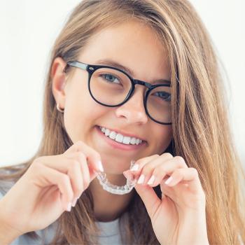 How Invisalign Improves Oral Health Beyond Straightening of Teeth |...