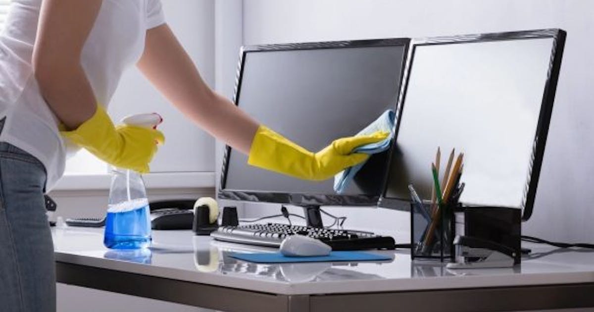 10 Common Myths About Commercial Cleaning Debunked