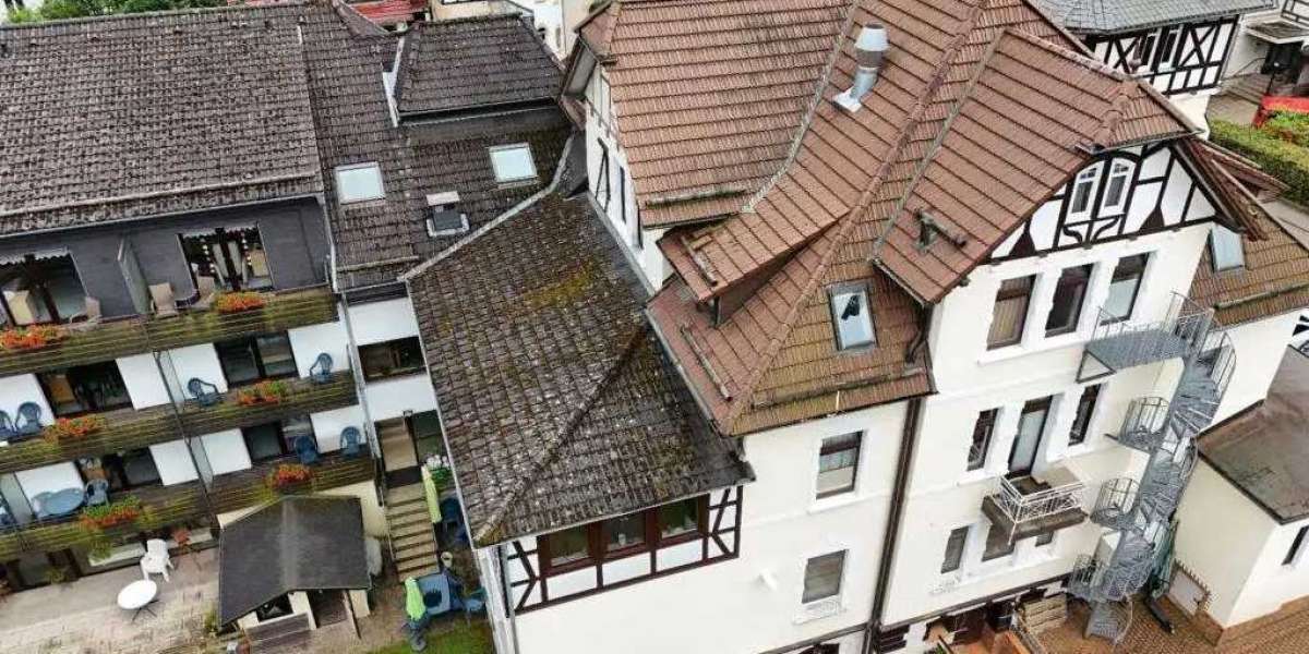 Solarstrom für Haushalte vs. Unternehmen in Chemnitz: Was ist die beste Option?