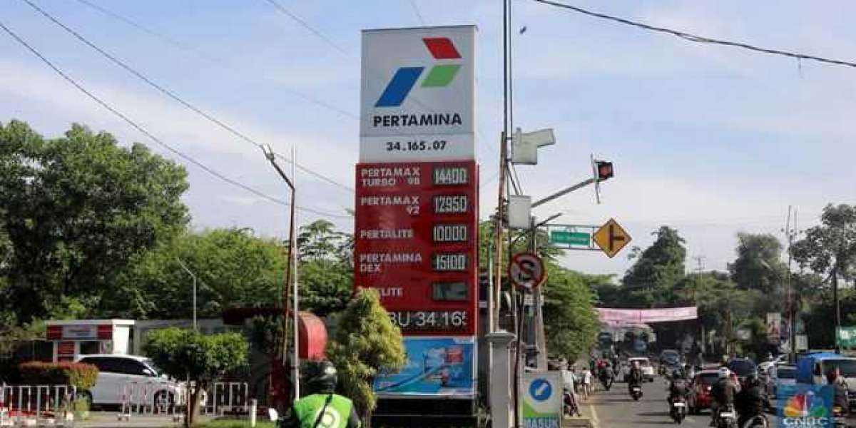 Update Terbaru! Harga BBM Naik di SPBU Se-Indonesia Mulai 26 April 2025 - Hanya Baca Di Dadunation!