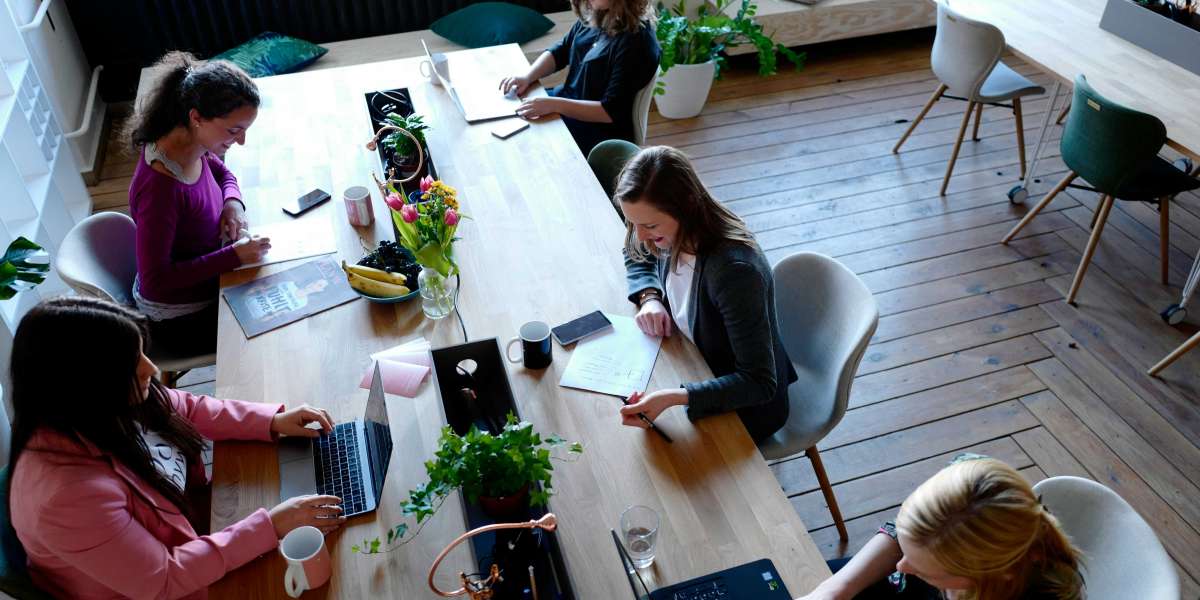 Top 10 Benefits of Choosing Shared Office Spaces