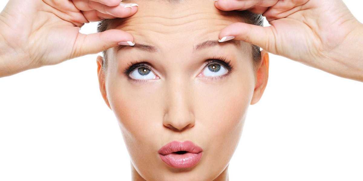 Don't Let Your Face, Body, and Skin Insecurities Harm Your Confidence