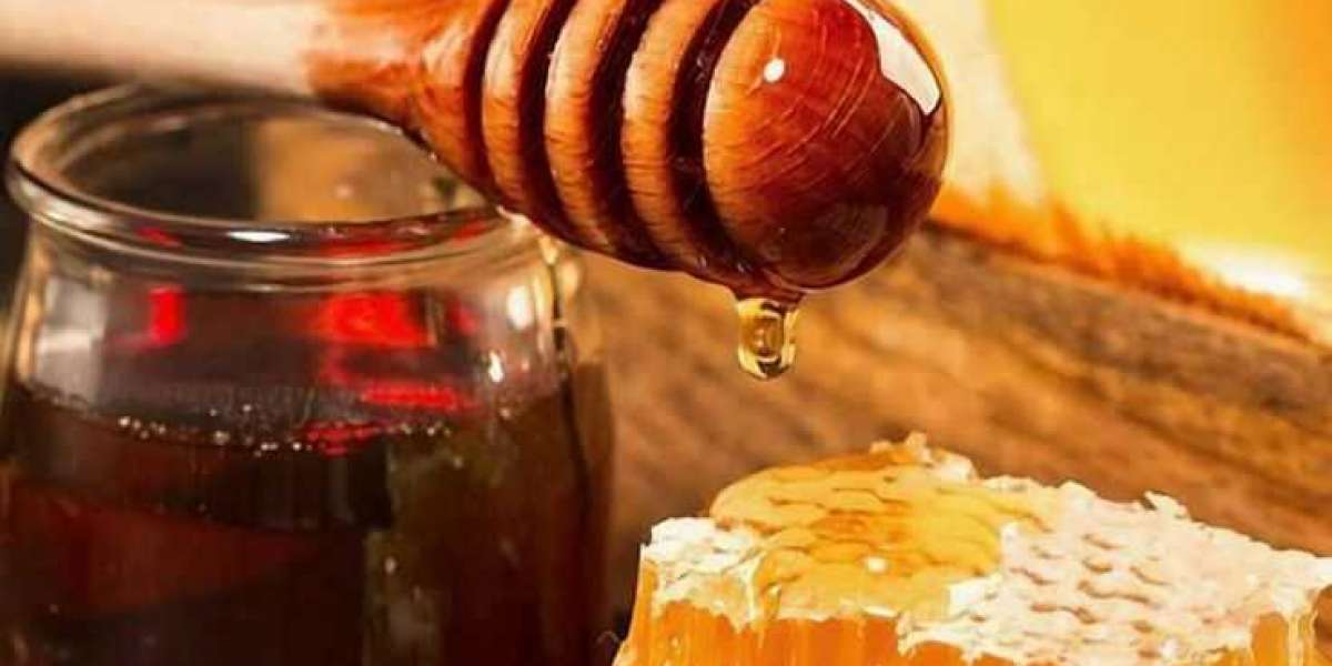 العسل الطبيعي: فوائده الصحية وأنواعه المميزة