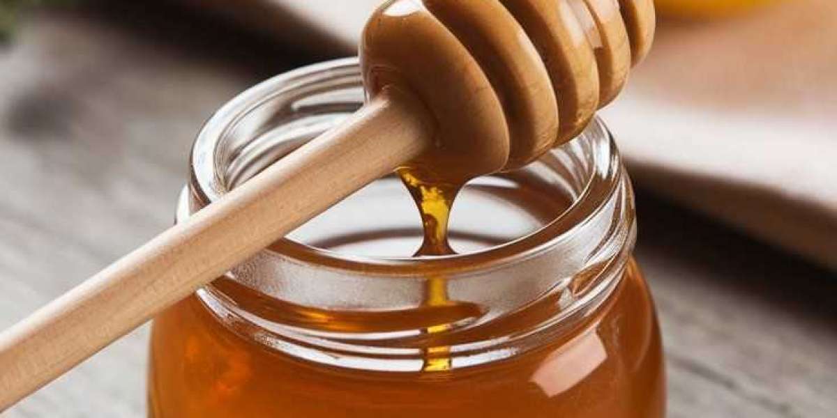 فوائد واستخدامات العسل: من تحسين الصحة الجنسية إلى تعزيز الهضم