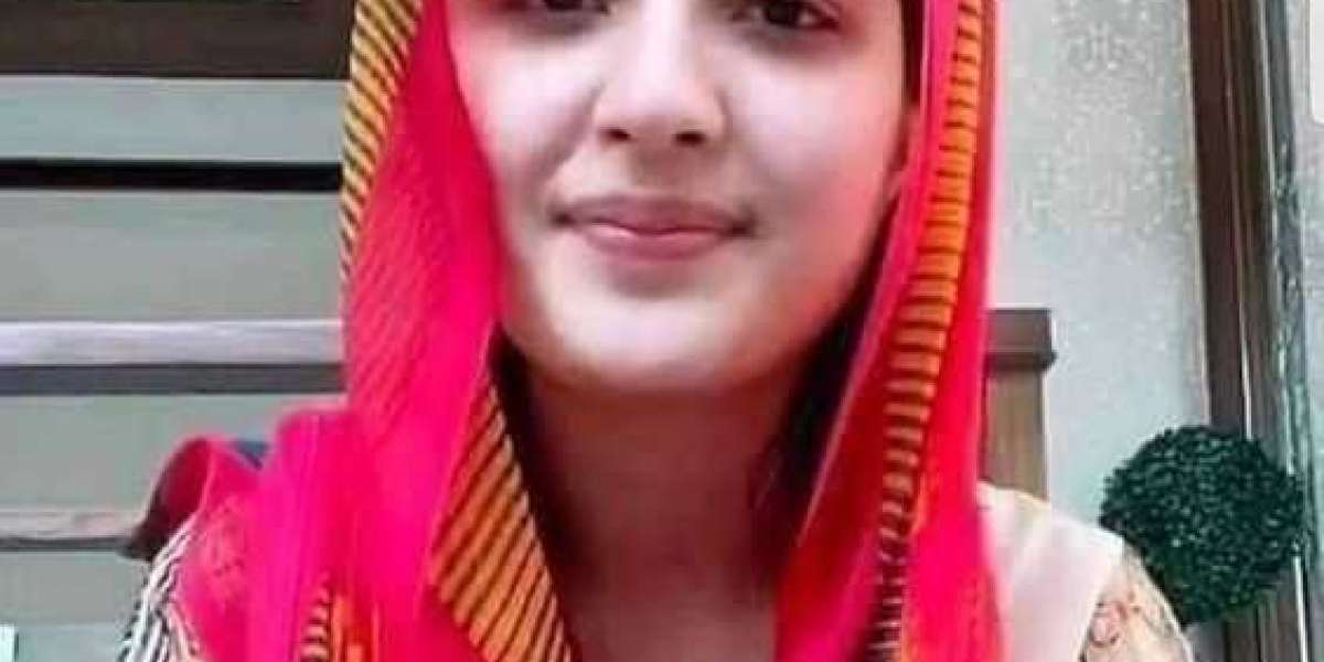 Get Hi- Profile Escort Service In Karachi
