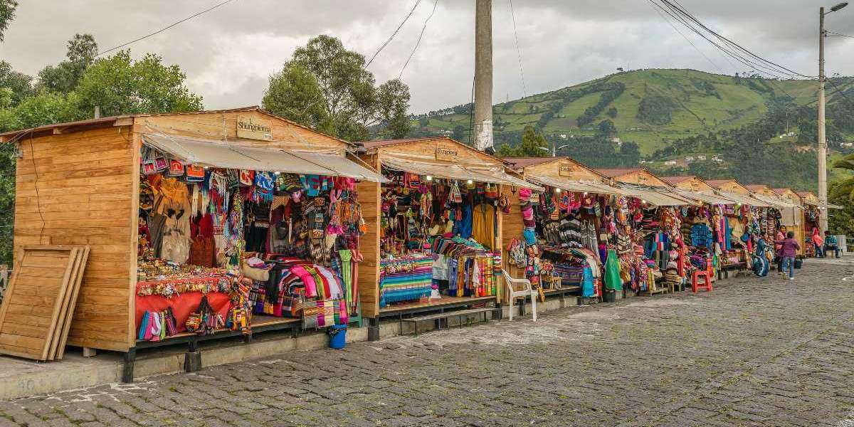 10 Amazing Street Markets You Must See This Year