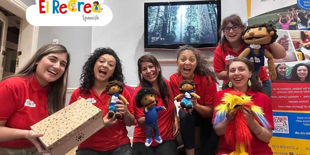 Engaging Spanish Lessons for Children in Bournemouth: Join Now!