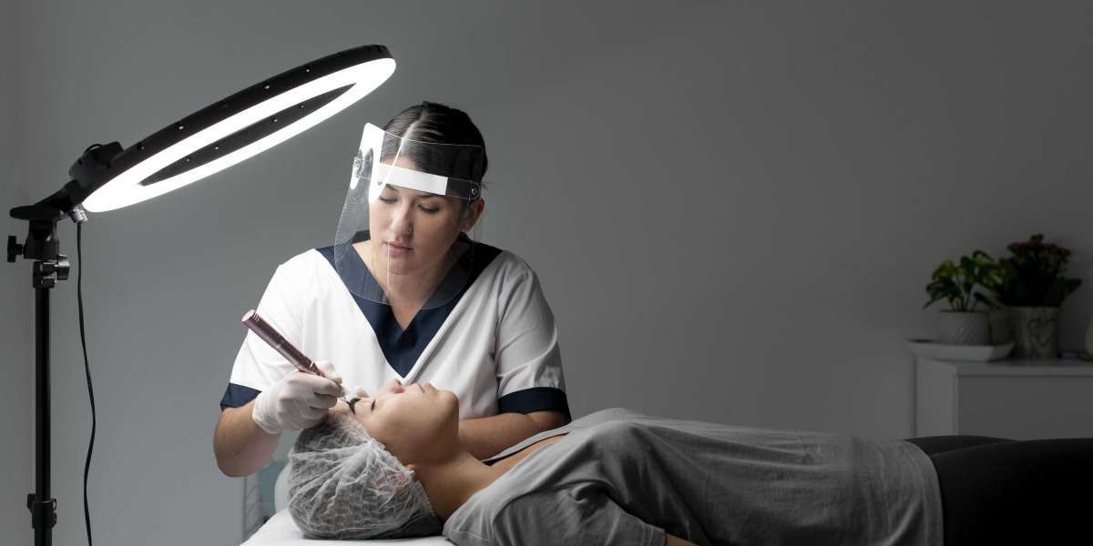 Why Laser Therapy Should Be Part of Every Athlete’s Injury Recovery Plan