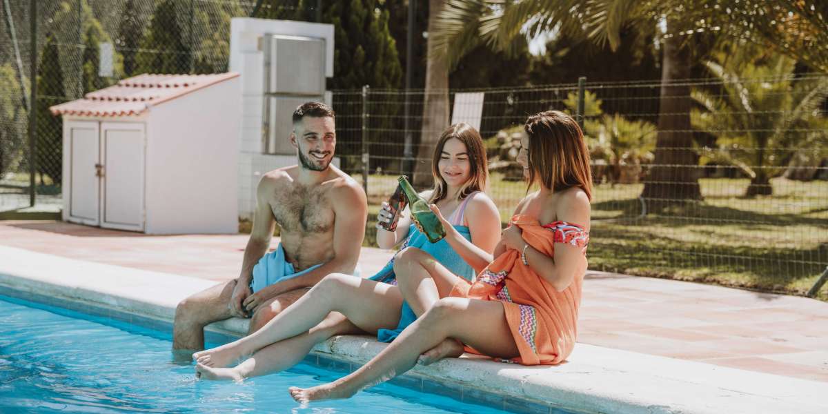 Backyard Pools Aren’t Complete Without These 3 Add-Ons