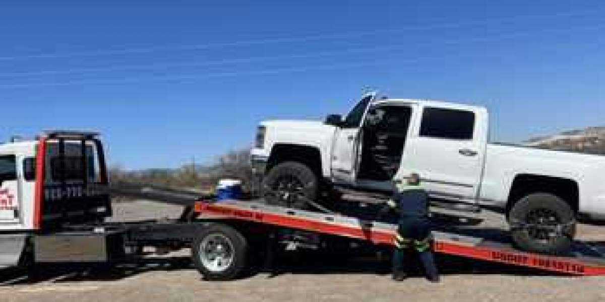 Three Essential Reasons to Call Expert Towing Services in Alberta