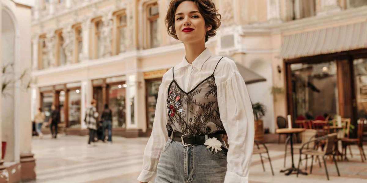 Chic Fashion & Outfits for Women: Your Ultimate Style Guide