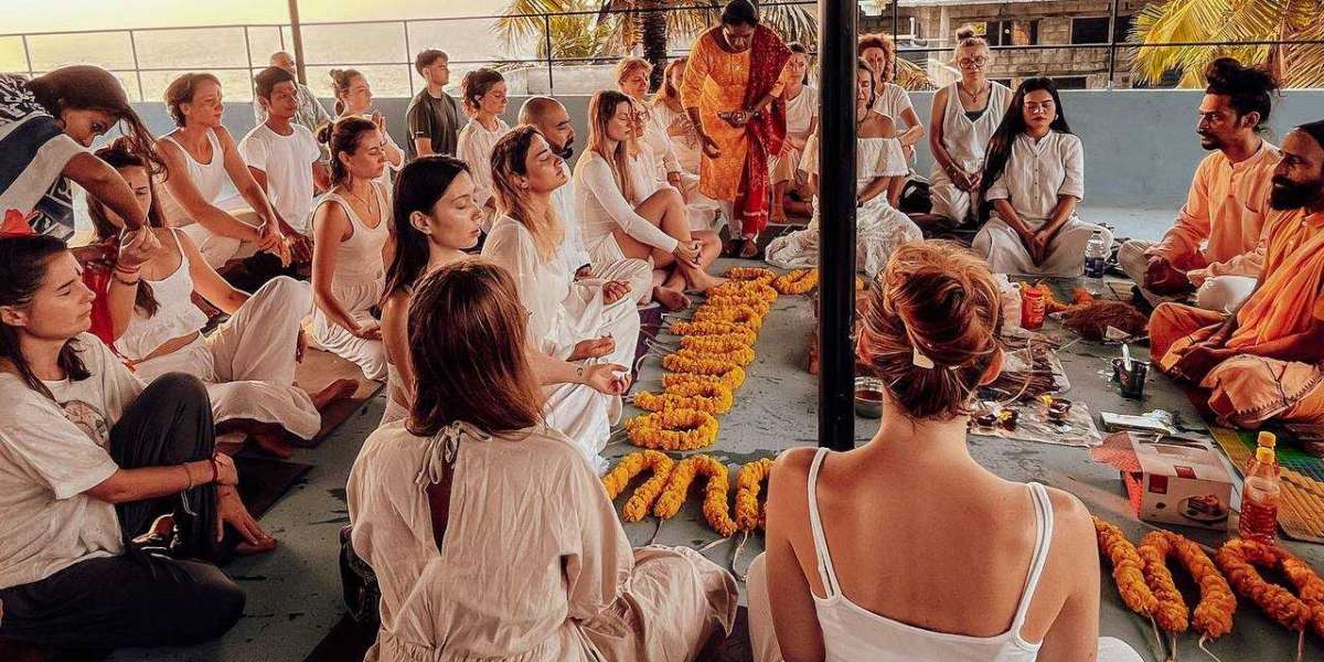 100-Hour Tantra and Kundalini Yoga Teacher Training Course in Kerala