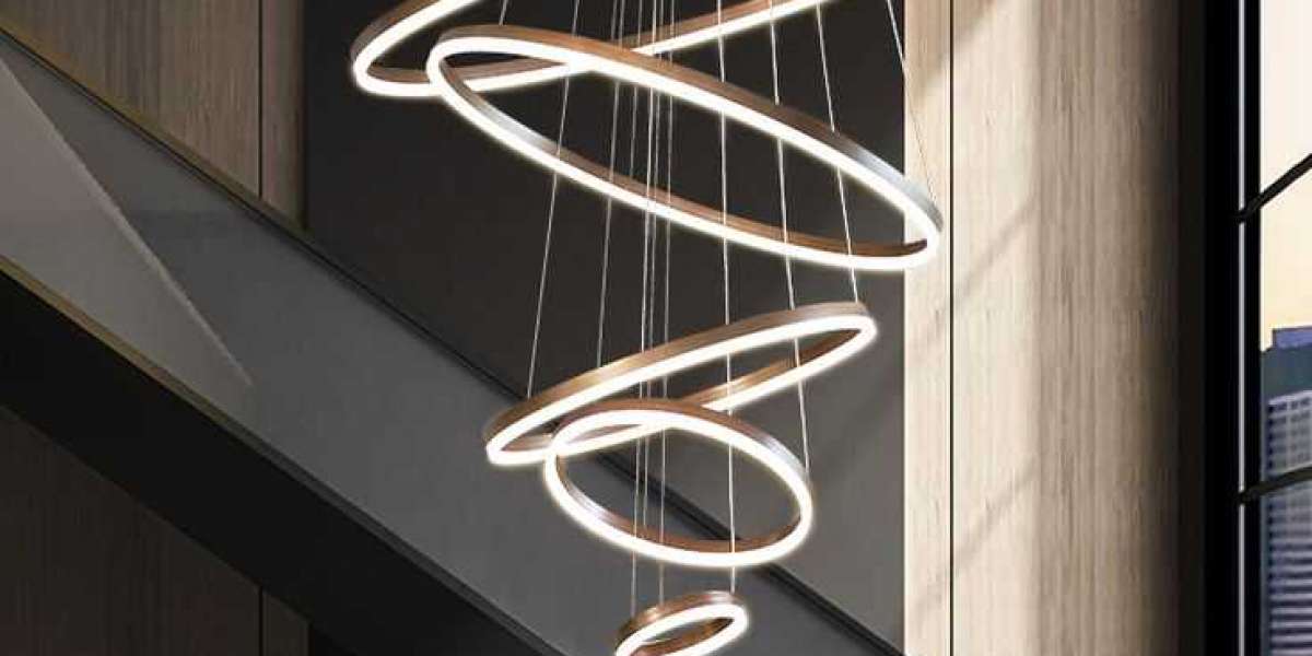 ثريات تلامس الفخامة وأباجورات ترسم الأجواء – تألق مع متجر دار الامتياز