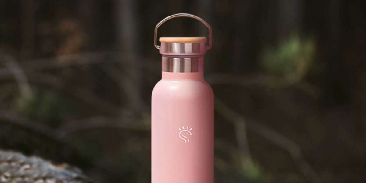 Best Smart Water Bottle 2025 | Hydration Tracking & UV Technology Guide